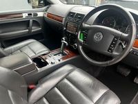 used VW Touareg 2.5 SE DPF 5d 172 BHP