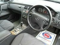 Used Mercedes E320 2000 Sedan