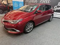 Used Toyota Auris 2018 Red Hatchback