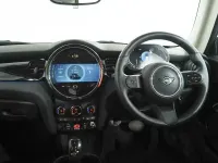 Used Mini Cooper Classic 134 HP (98 kW) 2024 Silver Hatchback