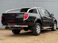 Used Mitsubishi L200 165 HP (121 kW) 2009 Black Pickup