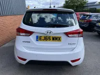 Used Hyundai ix20 Active 125 HP (91 kW) 2015 White Hatchback