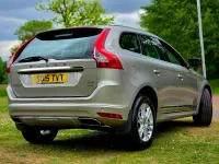 Second-hand Volvo XC60 SE Lux 2015 Auriu SUV