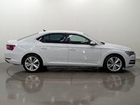 Used Skoda Superb SE L 190 HP (139 kW) 2020 White Hatchback