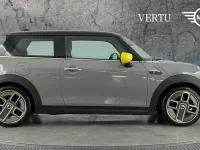 Used Mini Cooper Level 2 135 kW (184 HP) 2023 Hatchback