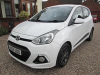Used Hyundai i10 Premium 2015 White Hatchback