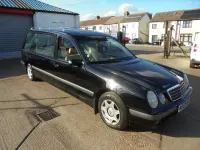 Usado Mercedes E240 Classic 2003 Preto Sedan