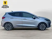 Usado Ford Fiesta Titanium 100 CV (73 kW) 2023 Plateado Utilitario