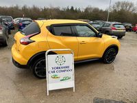 Used Nissan Juke Tekna 110 HP (80 kW) 2014 Yellow SUV