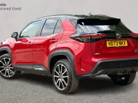 Used Toyota Yaris Hybrid Sport 116 HP (85 kW) 2023 Scarlet flare bitone SUV