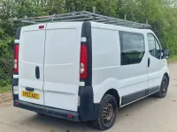 Second-hand Vauxhall Vivaro 90 CP (66 kW) 2012 Alb Monovolum