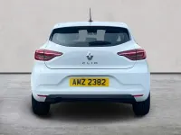 Used Renault Clio Evolution 90 HP (66 kW) 2023 White Hatchback