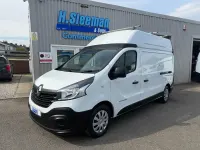 Używany Renault Trafic Business 125 KM (91 kW) 2017 Biały Minivan