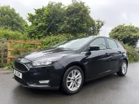 Used Ford Focus Zetec 125 HP (91 kW) 2015 Black Hatchback