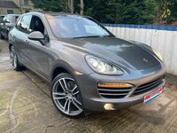 Used Porsche Cayenne 240 HP (176 kW) 2012 Grey SUV