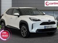 Used Toyota Yaris Hybrid 116 HP (85 kW) 2022 White SUV