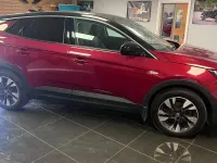 Used Vauxhall Grandland X SRi 130 HP (95 kW) 2021 Red SUV
