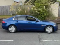 Used Jaguar XE Prestige 163 HP (119 kW) 2016 Blue Sedan