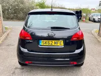 Used Kia Venga 125 HP (91 kW) 2012 Black Hatchback