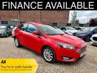 Used Ford Focus Titanium 125 HP (91 kW) 2015 Red Hatchback