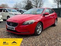 Used Volvo V40 2014 Red
