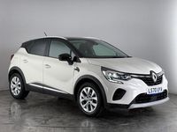 Used Renault Captur Iconic 131 HP (96 kW) 2020 White/black SUV