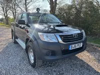 Używany Toyota HiLux Active 144 KM (105 kW) 2016 Czarny Pickup
