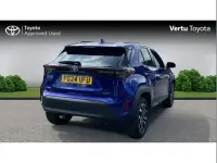 Used Toyota Yaris Cross Design 116 HP (85 kW) 2024 Blue SUV