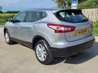 Gebraucht Nissan Qashqai Acenta 110 PS (80 kW) 2016 Silber SUV
