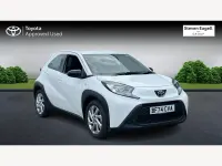 Used Toyota Aygo X PURE 72 HP (52 kW) 2024 White SUV