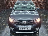 Used Dacia Sandero Lauréate 90 HP (66 kW) 2018 Slate grey Hatchback