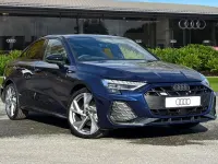 Ny Audi A3 Black Edition 2025 Blå Sedan