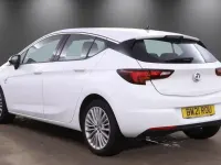 Used Vauxhall Astra Elite 145 HP (106 kW) 2021 White Hatchback