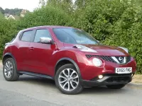 Used Nissan Juke Tekna 110 HP (80 kW) 2015 Red SUV