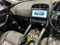 Used Jaguar F-Pace Portfolio 180 HP (132 kW) 2016 White SUV