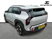 Used Kia EV3 Air 147 kW (201 HP) 2025 Silver SUV