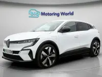 Used Renault Megane E-Tech Techno 161 kW (220 HP) 2023 White Hatchback