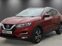 Used Nissan Qashqai N-Connecta 140 HP (102 kW) 2019 Red SUV