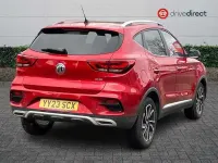 Usado MG ZS Exclusive 111 HP (81 kW) 2023 Vermelho SUV