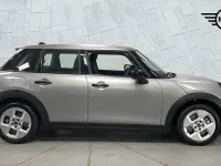 Used Mini Cooper Hatch 154 HP (113 kW) 2024 Silver Hatchback