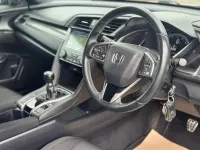 Used Honda Civic SR 129 HP (94 kW) 2018 Grey Hatchback