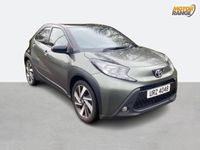 Used Toyota Aygo X 72 HP (52 kW) 2023 Green SUV