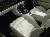 Used Jaguar XKR 400 HP (294 kW) 2004 Cabriolet