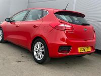 Used Kia Ceed 135 HP (99 kW) 2016 Red Hatchback