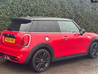 Used Mini Cooper S Hatch 192 HP (141 kW) 2018 Red Hatchback