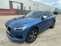 Used Volvo XC60 R-Design 235 HP (172 kW) 2018 Blue SUV