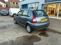 Begagnad Citroën C3 2007 Grå Halvkombi