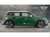 Used Mini Cooper Sport 134 HP (98 kW) 2023 Green Hatchback