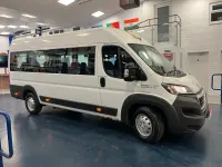 Gebraucht Peugeot Boxer 130 PS (95 kW) 2015 Weiß Van
