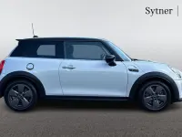 Usado Mini Cooper S Classic 176 HP (129 kW) 2021 Prateado Citadino